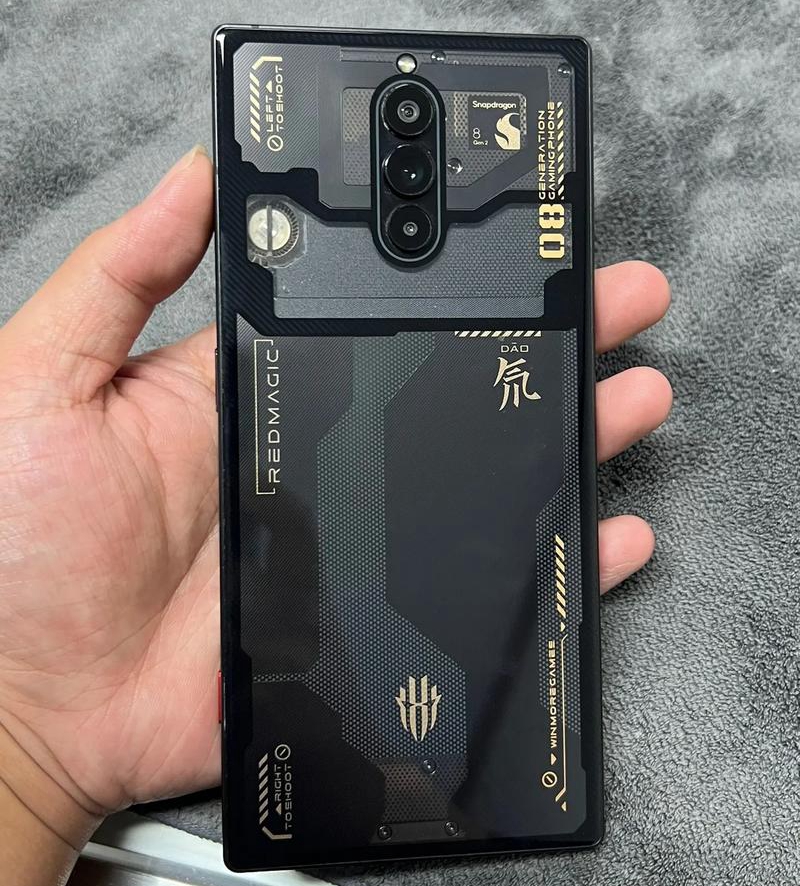 Gaming Accessories For Your Phone - حافظة هاتف Nubia Red magic 8pro