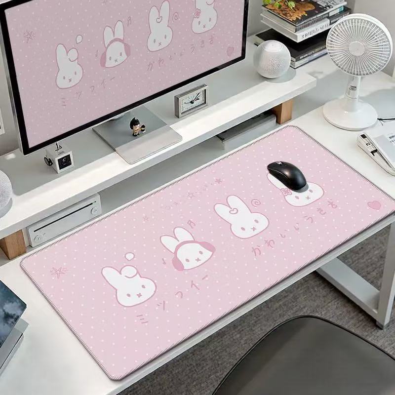 وسادة فأرة كبيرة لطيفة على شكل - مراجعة Gaming Accessories Table وسعره